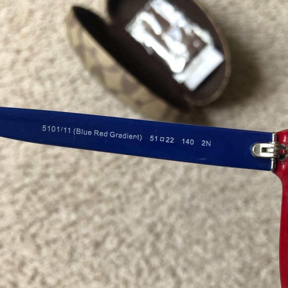 Coach women’s blue and red gradient sunglasses - Picture 4 of 5
